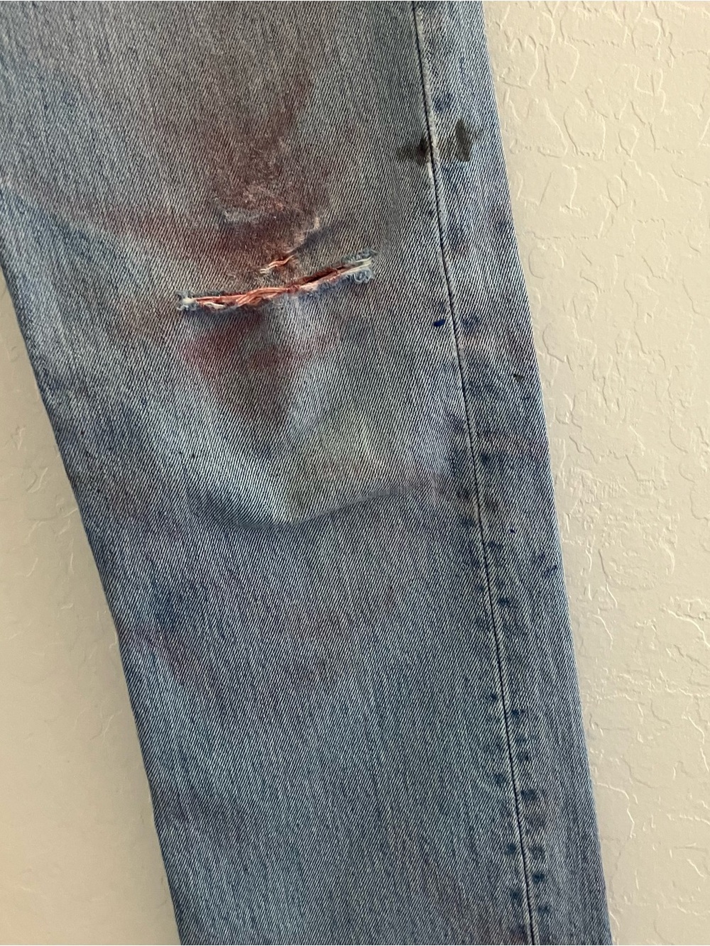 💙 Levi’s 501 Men’s Original Button Fly Jeans W31 L30 Y2K Distressed Paint - Picture 11 of 17